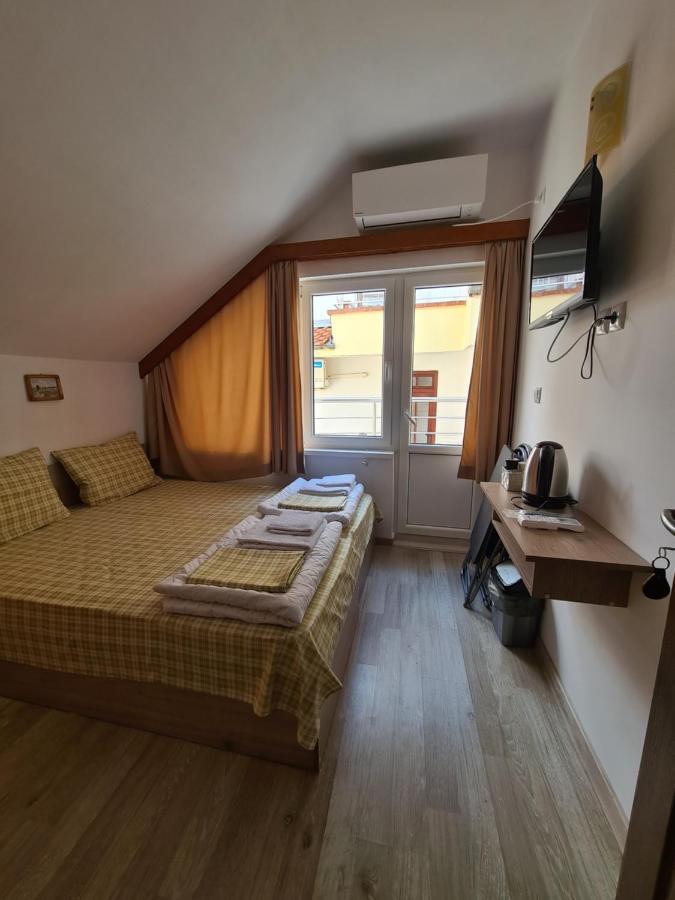 Guest Rooms Kostovi Nesebar Buitenkant foto