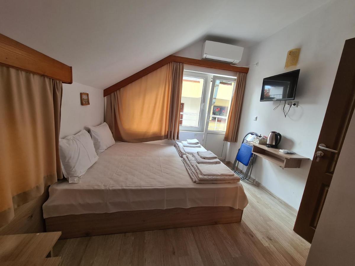 Guest Rooms Kostovi Nesebar Buitenkant foto