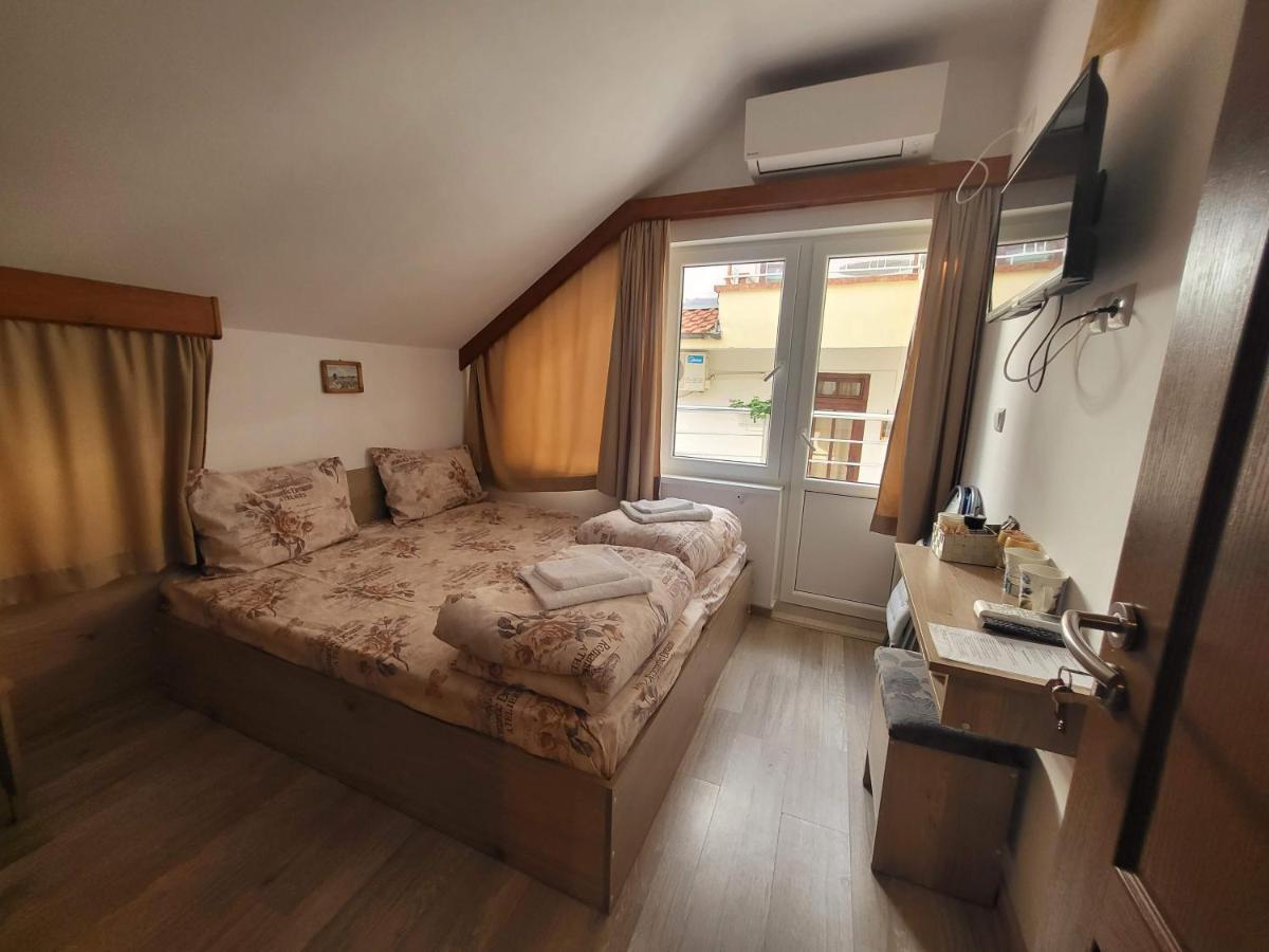 Guest Rooms Kostovi Nesebar Buitenkant foto